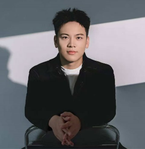 申屠瑩杰